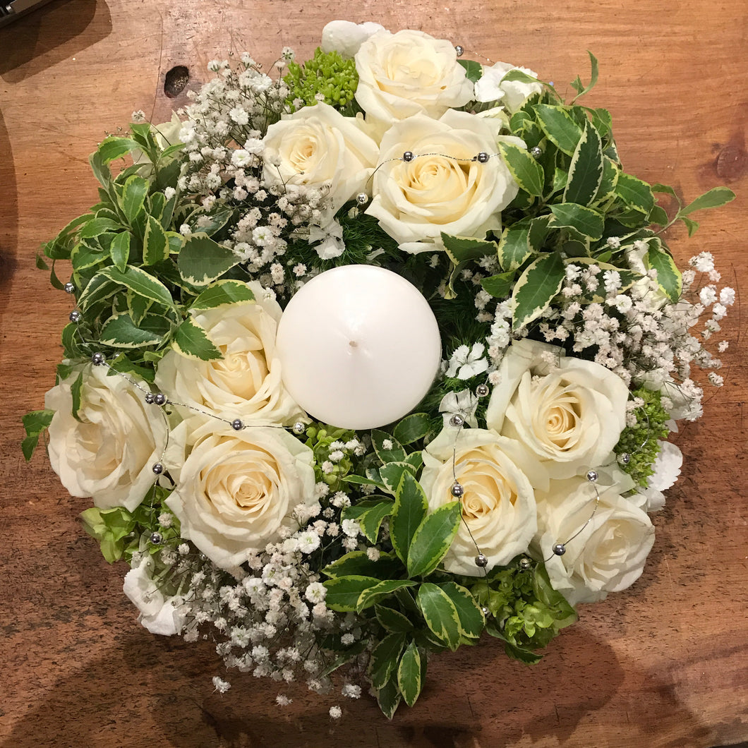 Classic White & Green Table Centrepiece